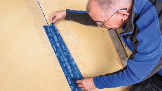 6. Traitement des panneaux de sous-toiture en fibres de bois avec des sous-couches